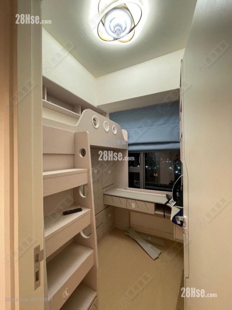 Monaco One 售盘 3 房 , 2 浴室 713 平方尺