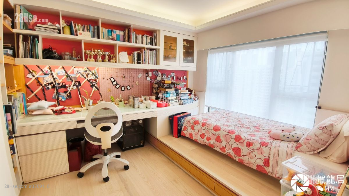 贺龙居 售盘 3 房 , 2 浴室 676 平方尺