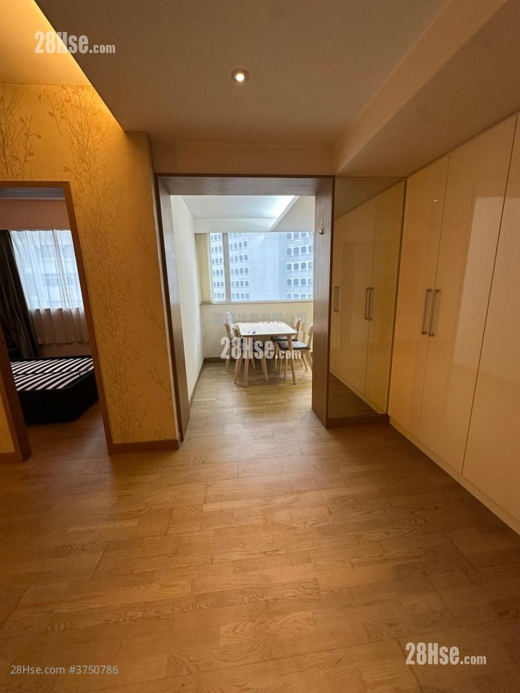 怡華大廈 租盤 2 房 527 平方呎