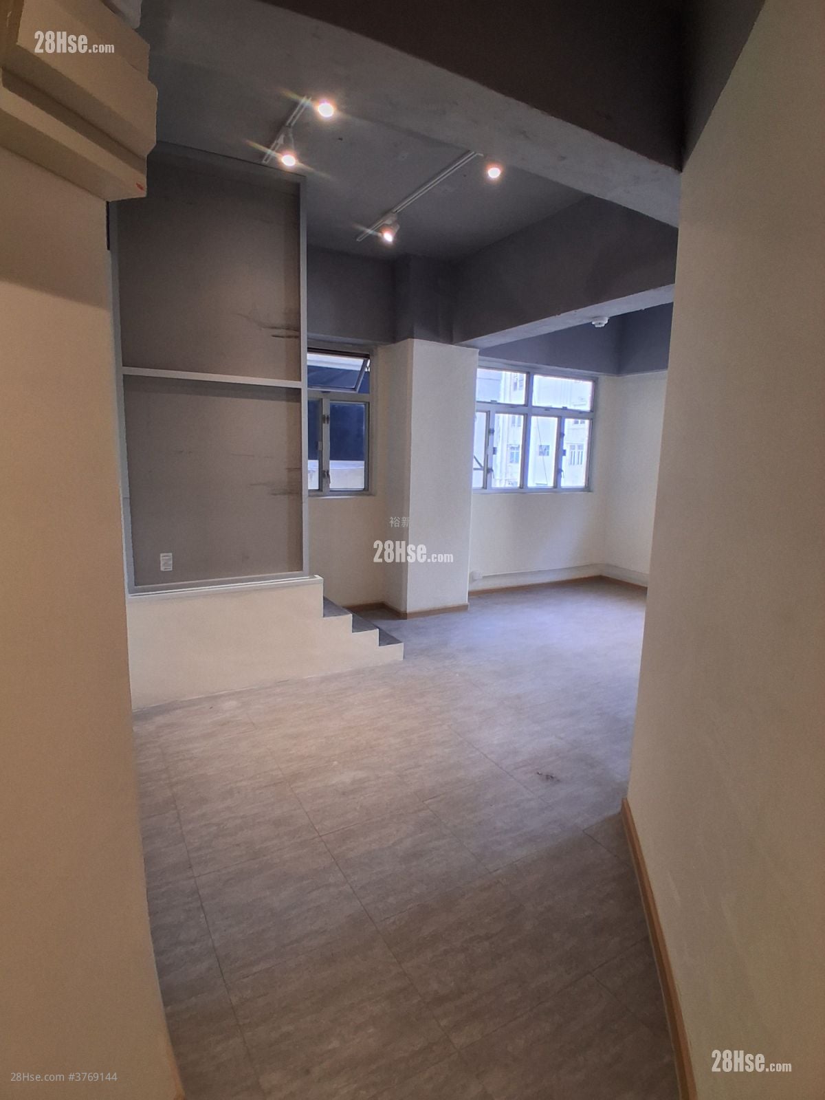 Kwai Fong Industrial Building Rental