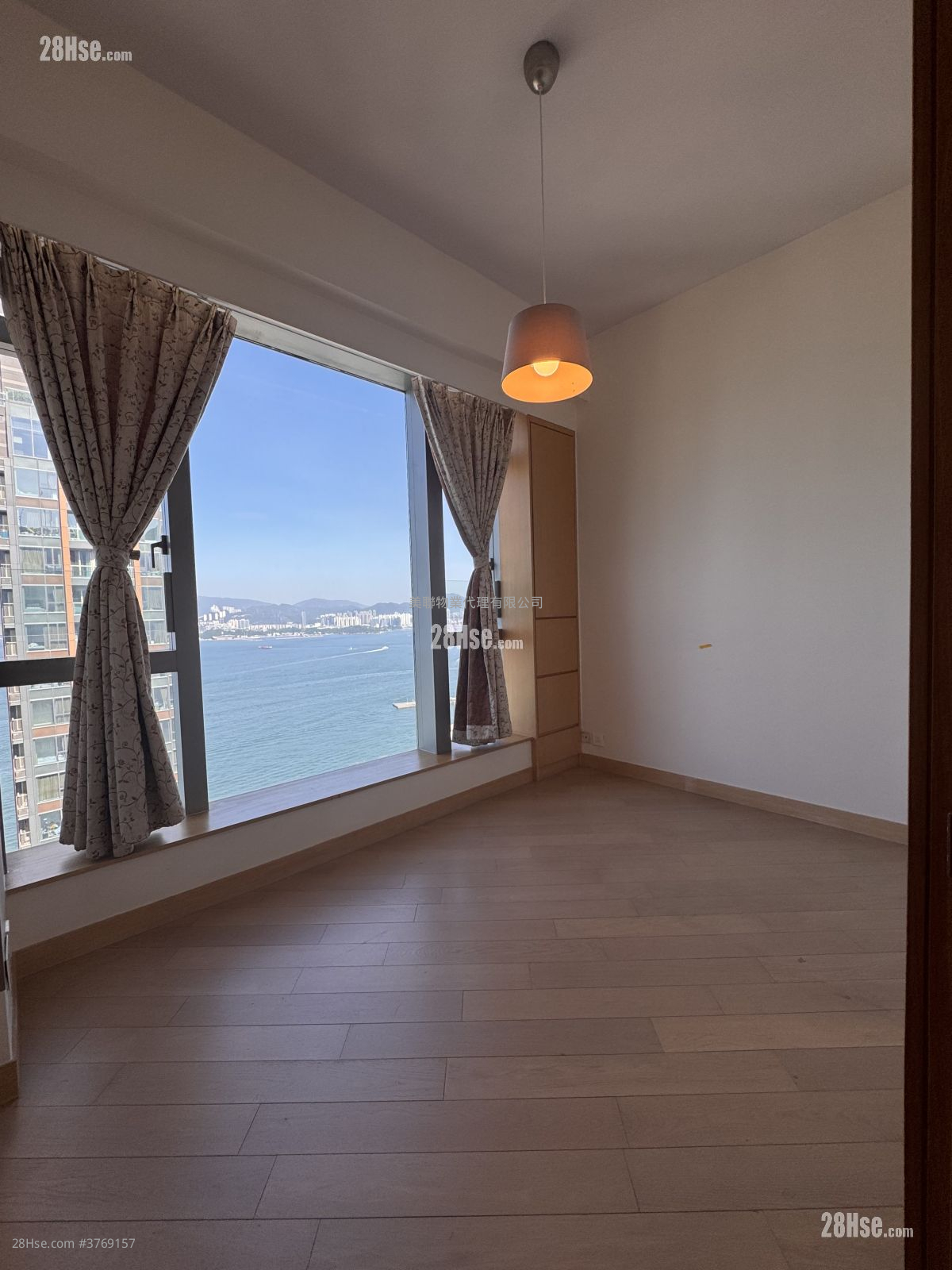 Imperial Kennedy Sell 3 Bedrooms , 2 Bathrooms 1,259 ft²