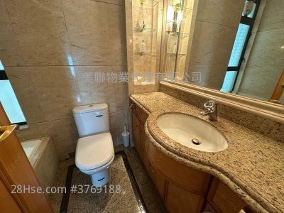 雅利德桦台 售盘 3 房 , 2 浴室 913 平方尺