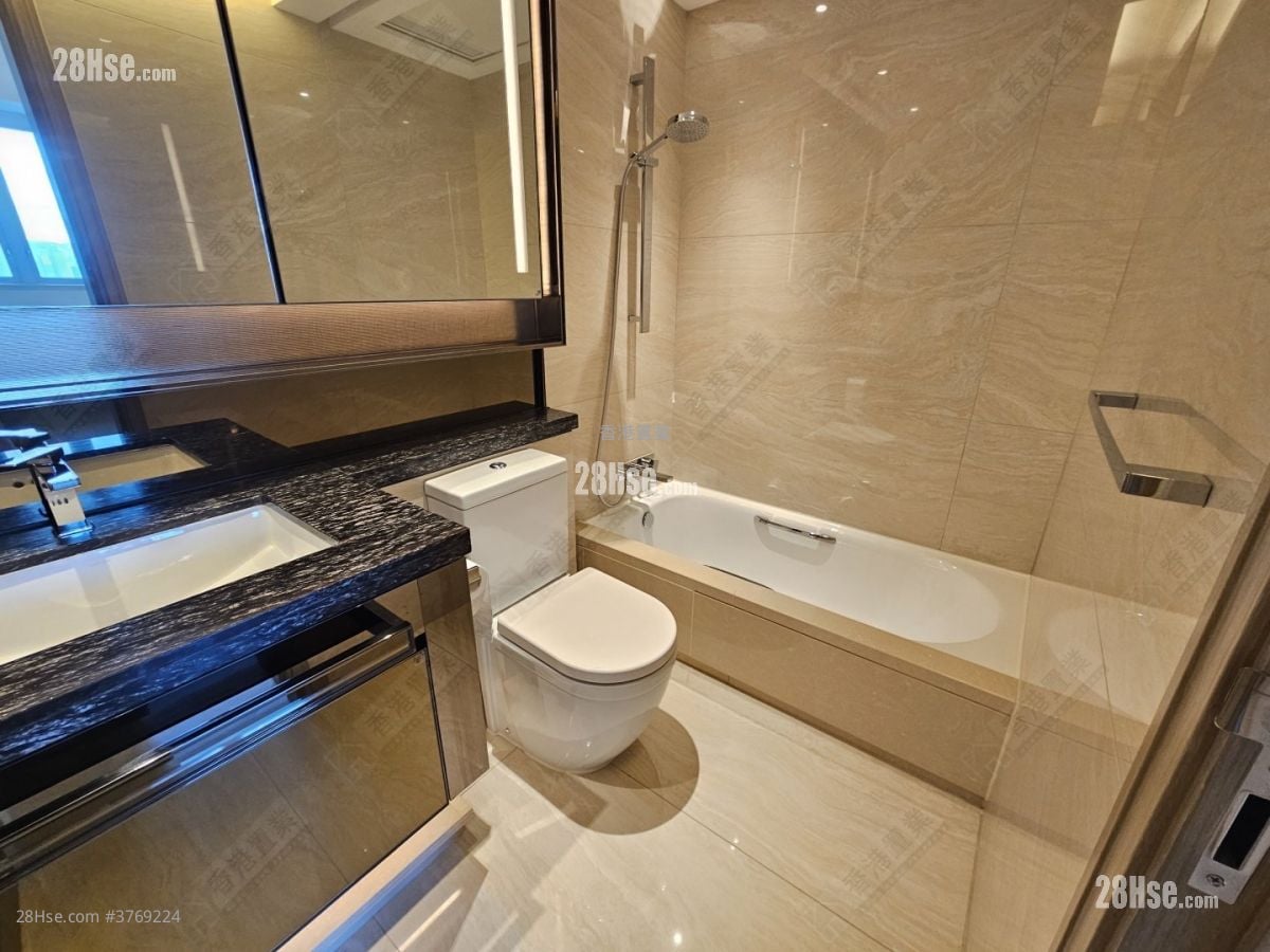 Cullinan West Sell 2 Bedrooms , 4 Bathrooms 1,503 ft²