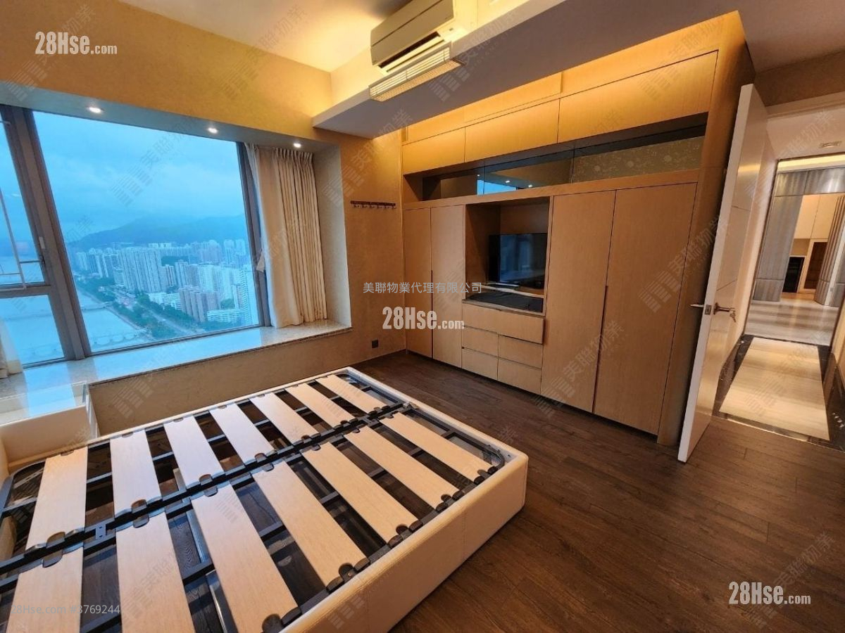 溱岸8号 售盘 4 房 1,250 平方尺