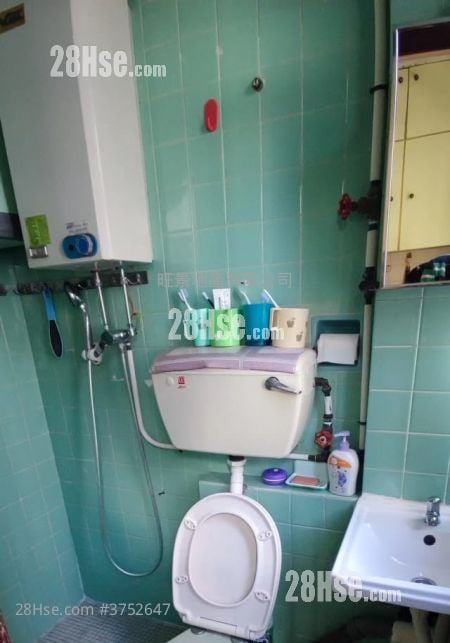 Hoi Foo Mansion Sell 3 Bedrooms 594 ft²