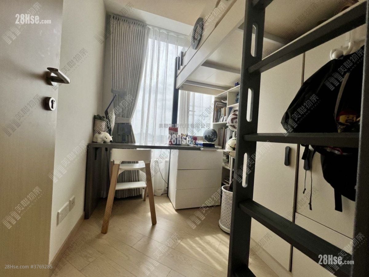 LP10 售盘 3 房 , 2 浴室 880 平方尺