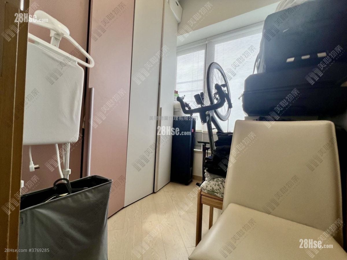 LP10 售盘 3 房 , 2 浴室 880 平方尺