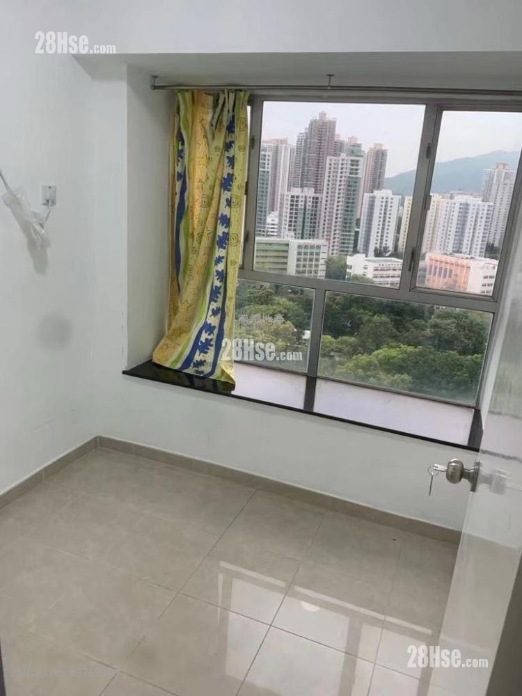 Sheungshui Town Center Sell 2 Bedrooms , 1 Bathroom 376 ft²