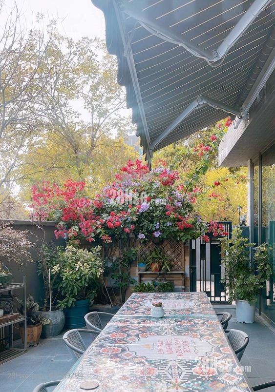 The Bloomsway Sell 4 Bedrooms , 3 Bathrooms 1,510 ft²