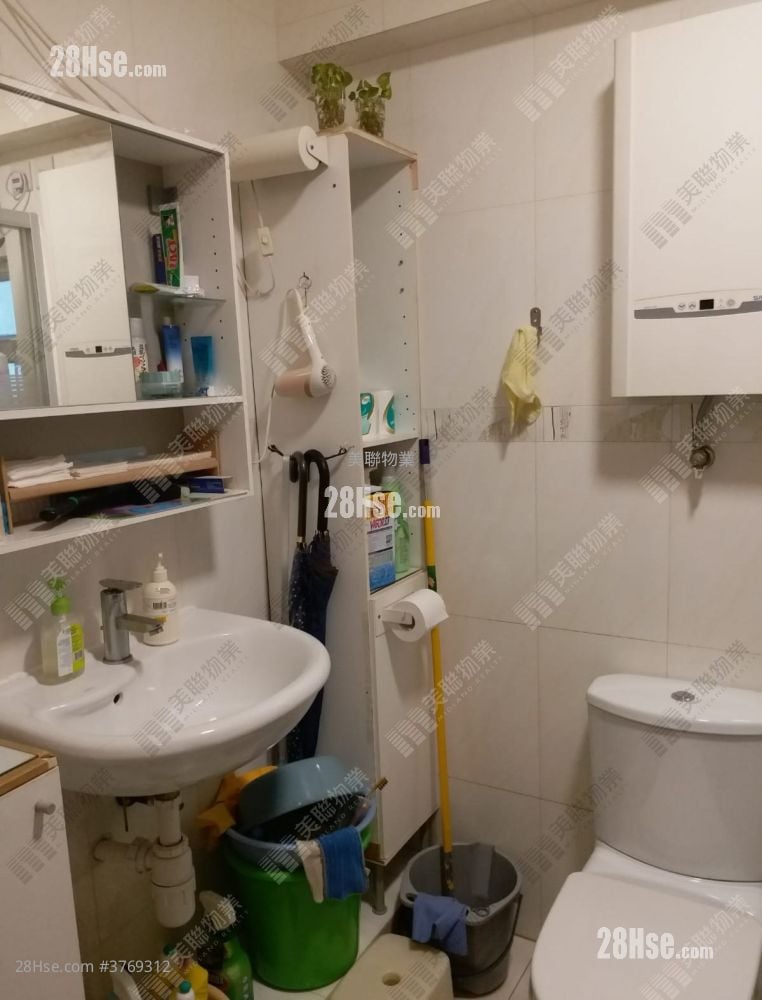 Sceneway Garden Sell 3 Bedrooms 614 ft²