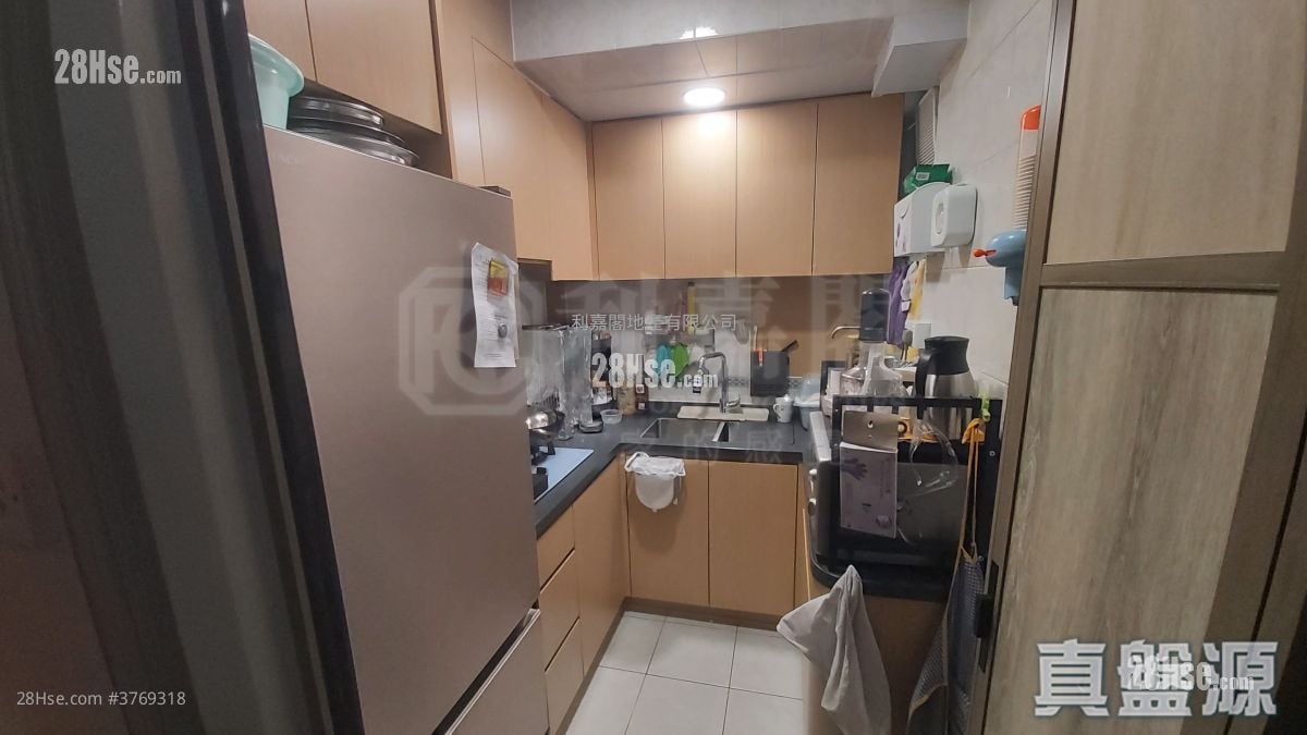 Belair Monte Sell 2 Bedrooms 427 ft²