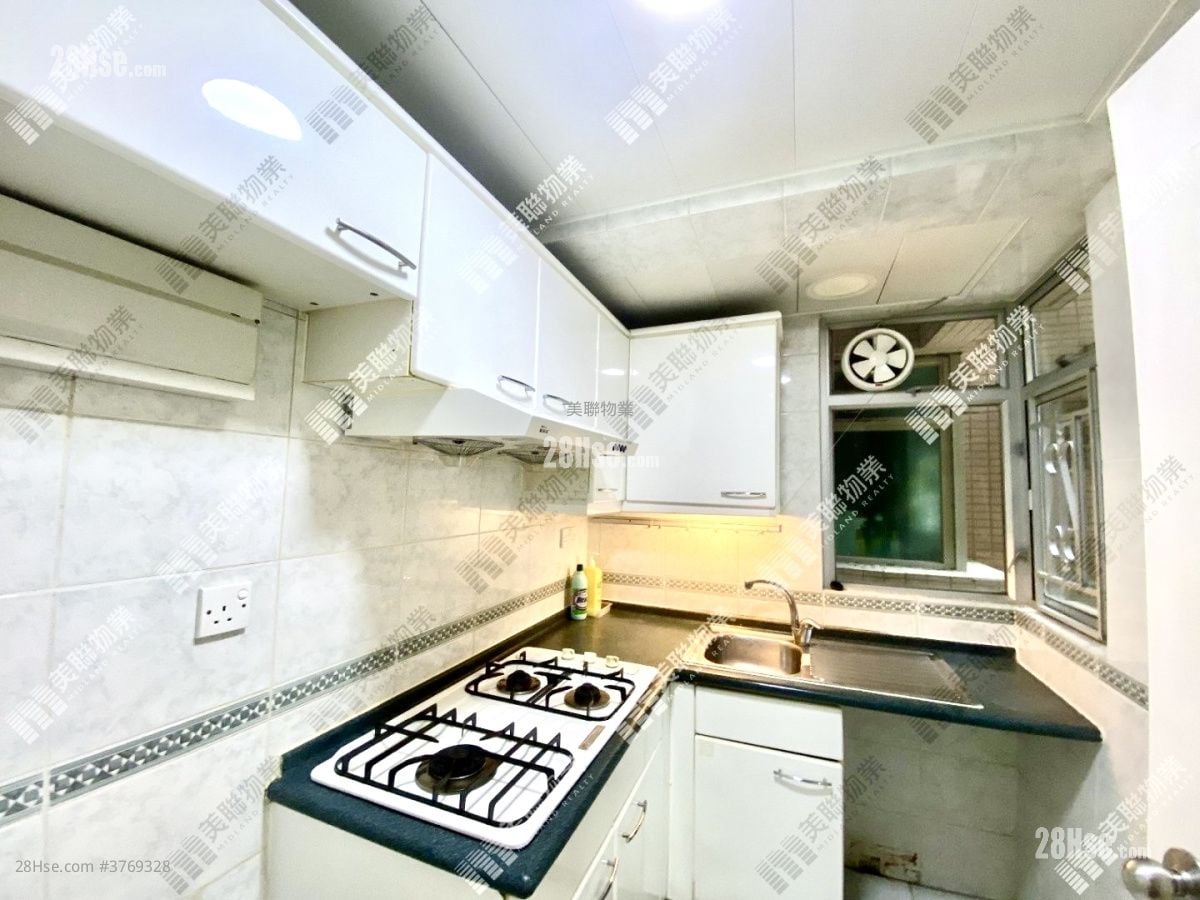 Belair Monte Sell 2 Bedrooms , 1 Bathroom 427 ft²