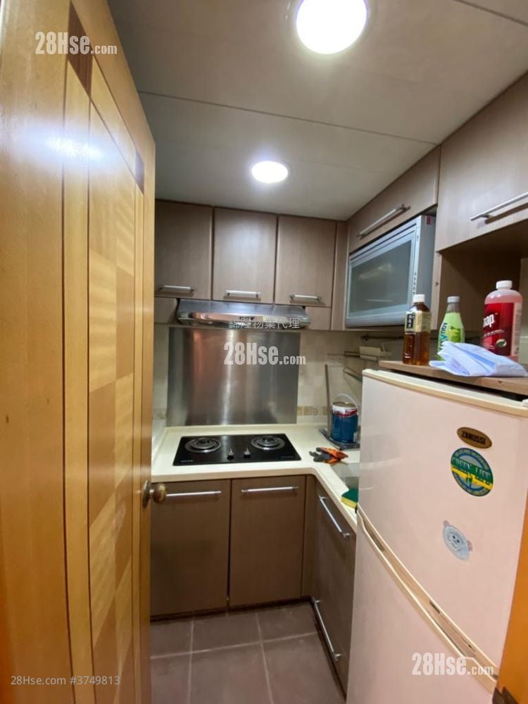 Wei King Building Sell 2 Bedrooms , 1 Bathroom 340 ft²