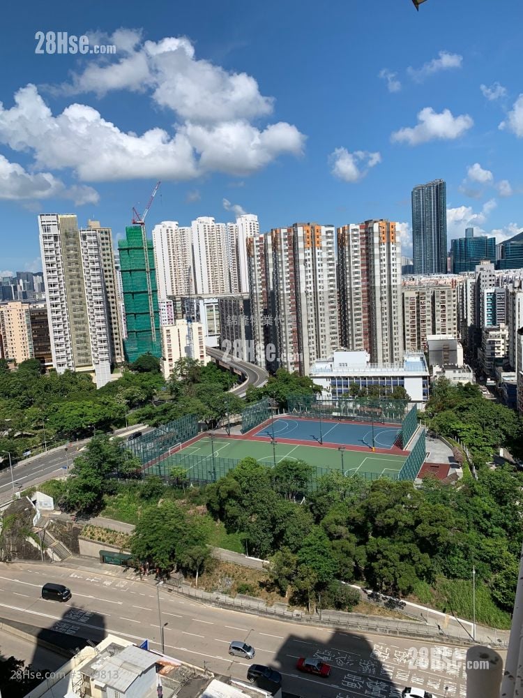 Wei King Building Sell 2 Bedrooms , 1 Bathroom 340 ft²