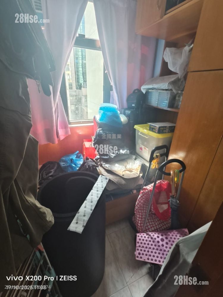 华晖大厦 售盘 2 房 , 1 浴室 322 平方尺