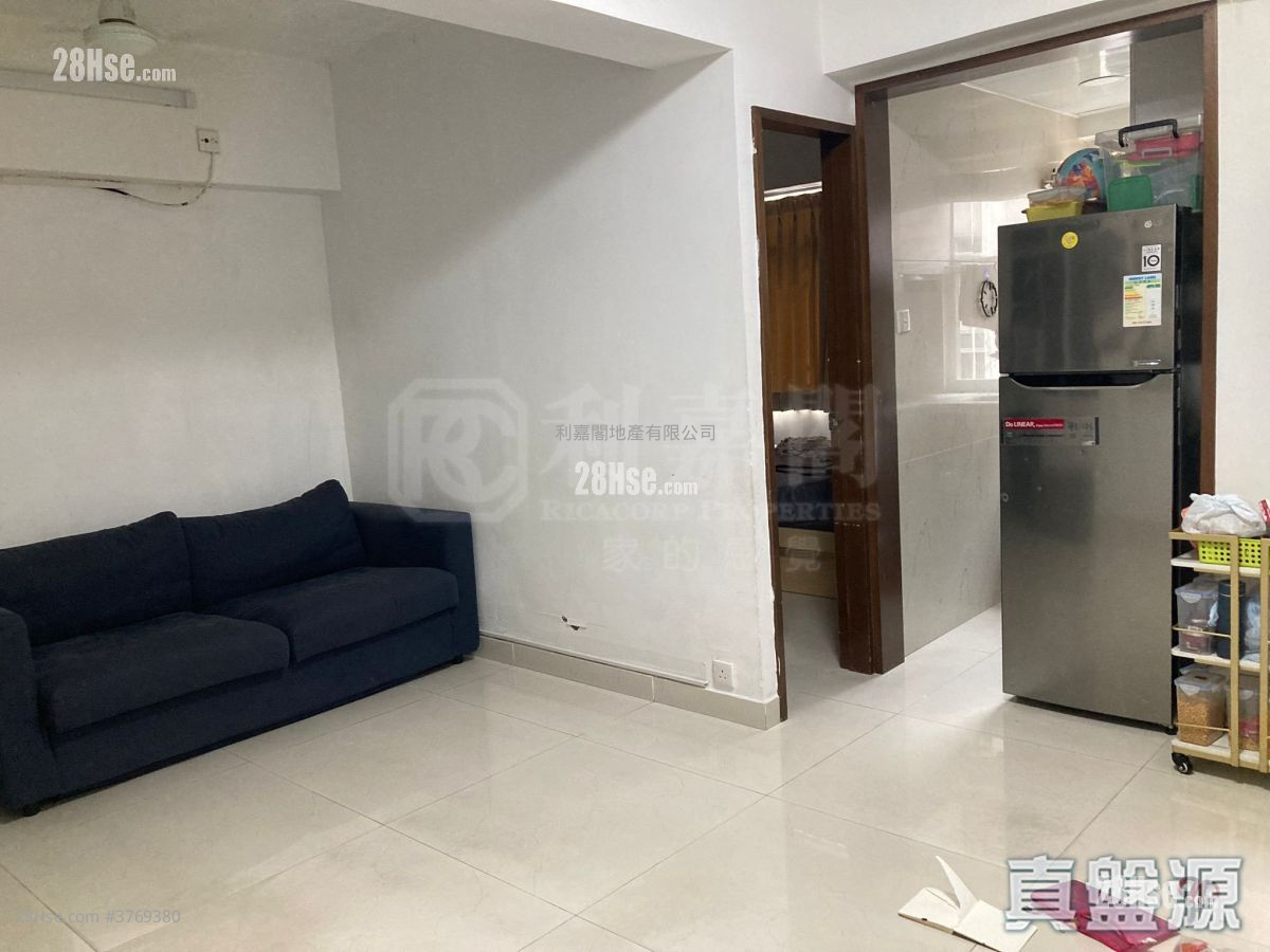 华晖大厦 售盘 1 房 , 1 浴室 350 平方尺