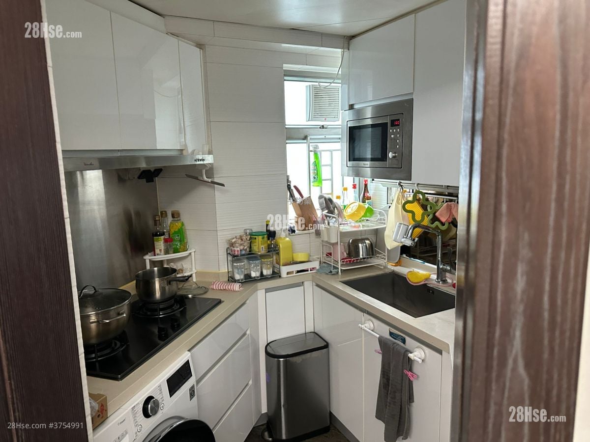 環宇海灣 租盤 3 房 , 2 浴室 664 平方呎