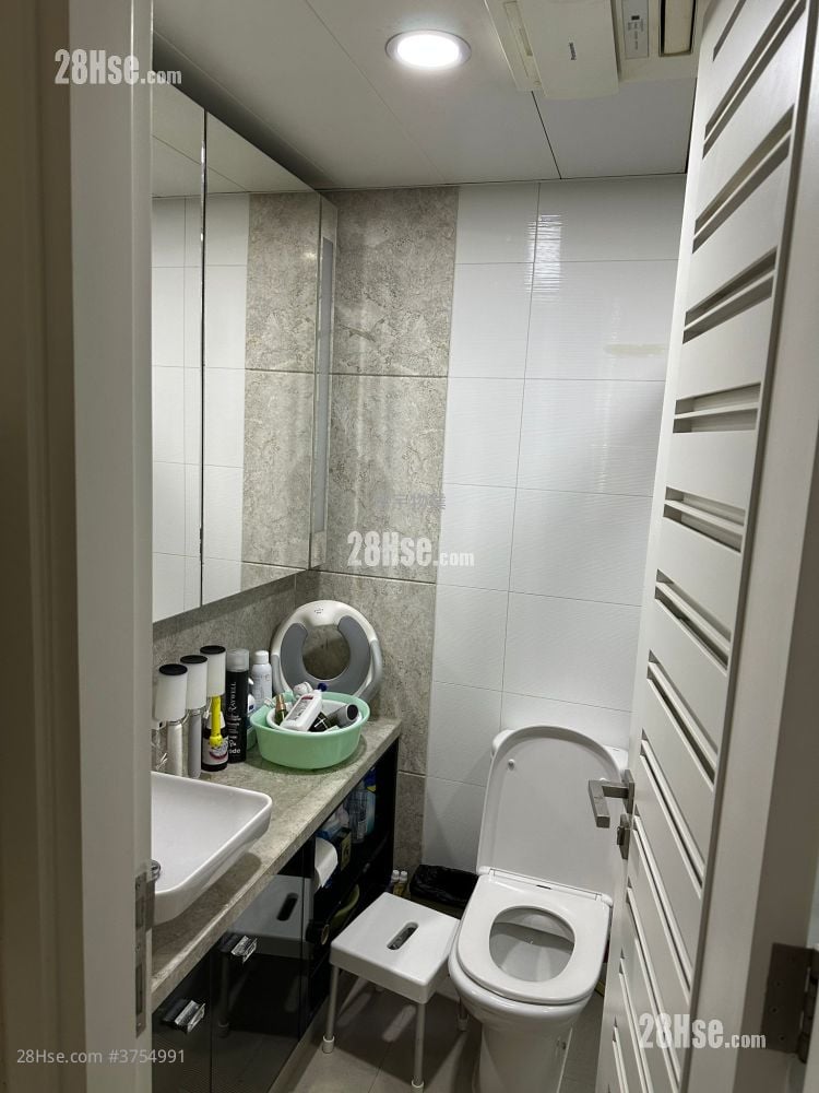 環宇海灣 租盤 3 房 , 2 浴室 664 平方呎