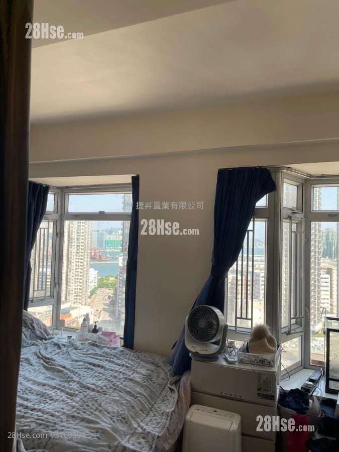Hing Cheung Building Sell 2 Bedrooms , 1 Bathroom 308 ft²