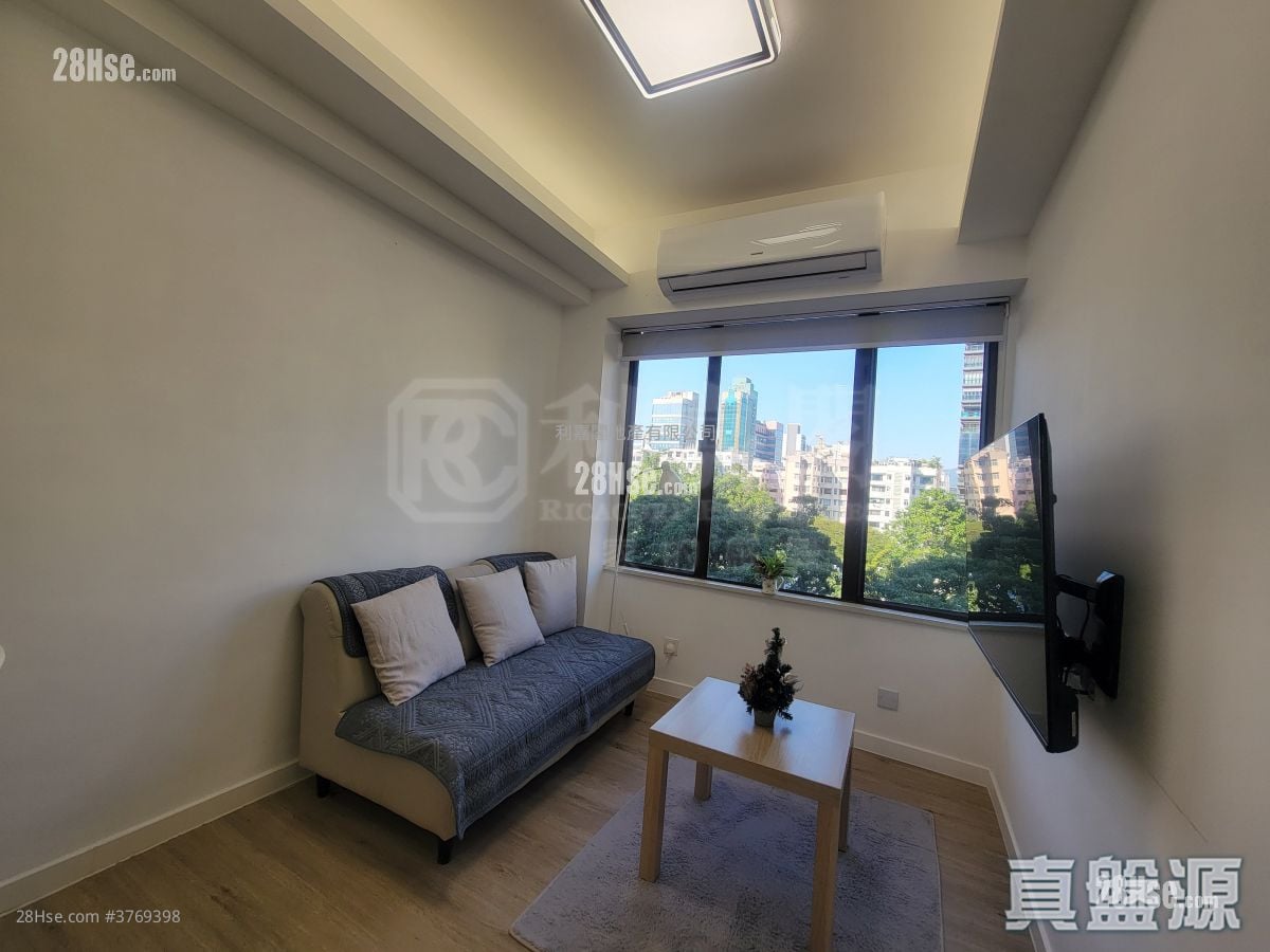 Yiu Pont House Sell 2 Bedrooms , 1 Bathroom 419 ft²