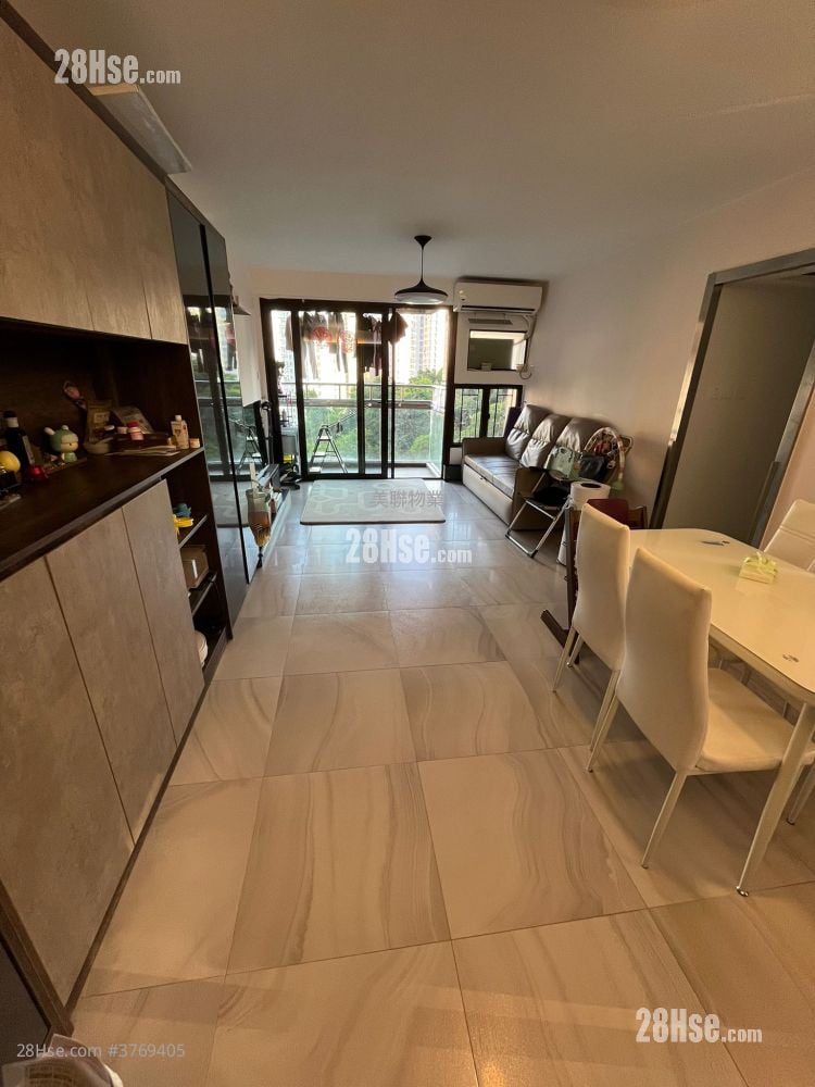 Parc Royale Sell 3 Bedrooms , 3 Bathrooms 942 ft²