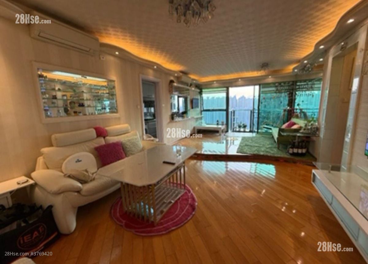 Residence Oasis Sell 4 Bedrooms , 3 Bathrooms 943 ft²