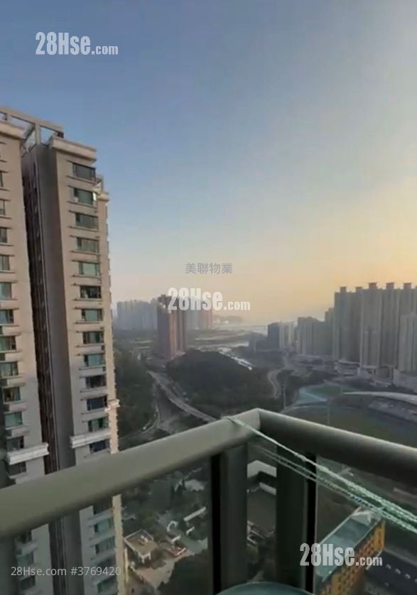 Residence Oasis Sell 4 Bedrooms , 3 Bathrooms 943 ft²