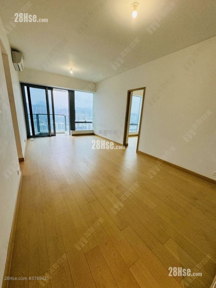 MALIBU 售盘 4 房 1,087 平方尺