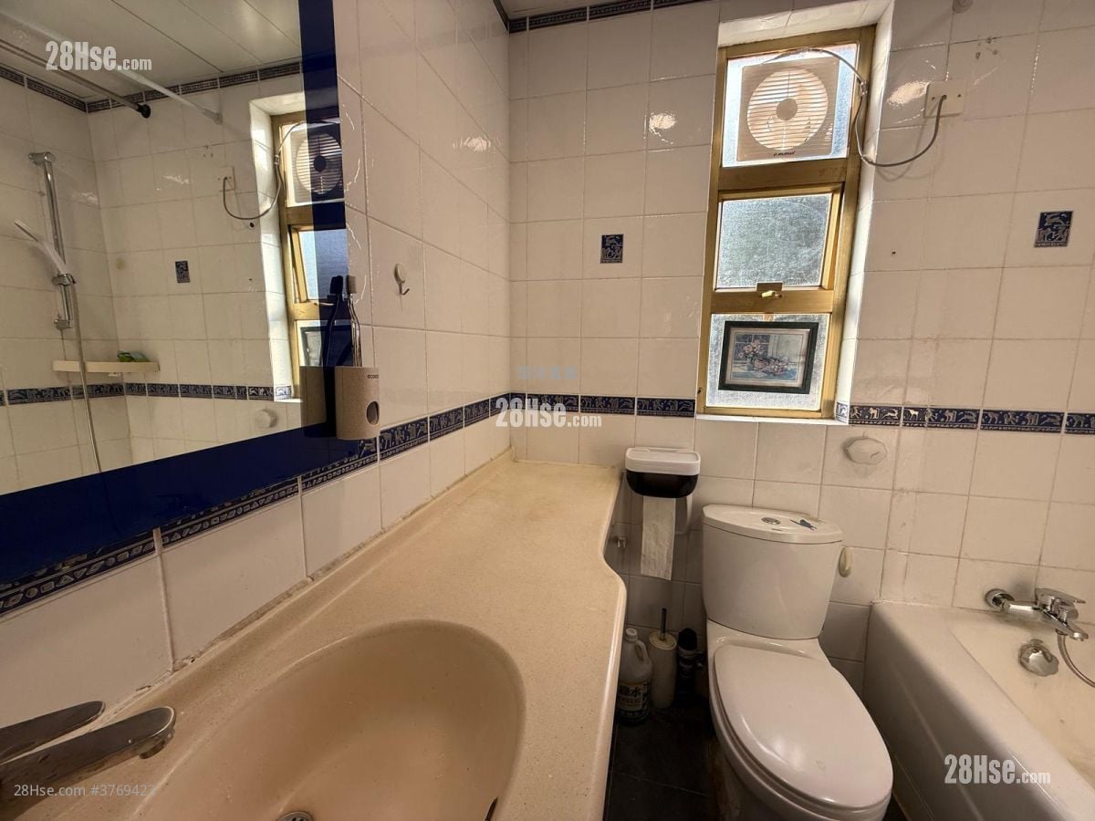 村屋 售盘 3 房 , 1 浴室