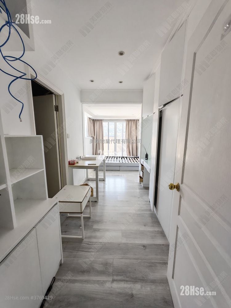 Julimount Garden Sell 4 Bedrooms , 3 Bathrooms 2,279 ft²