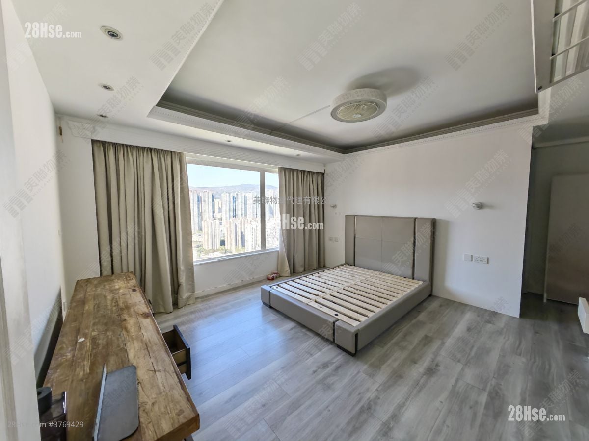 Julimount Garden Sell 4 Bedrooms , 3 Bathrooms 2,279 ft²