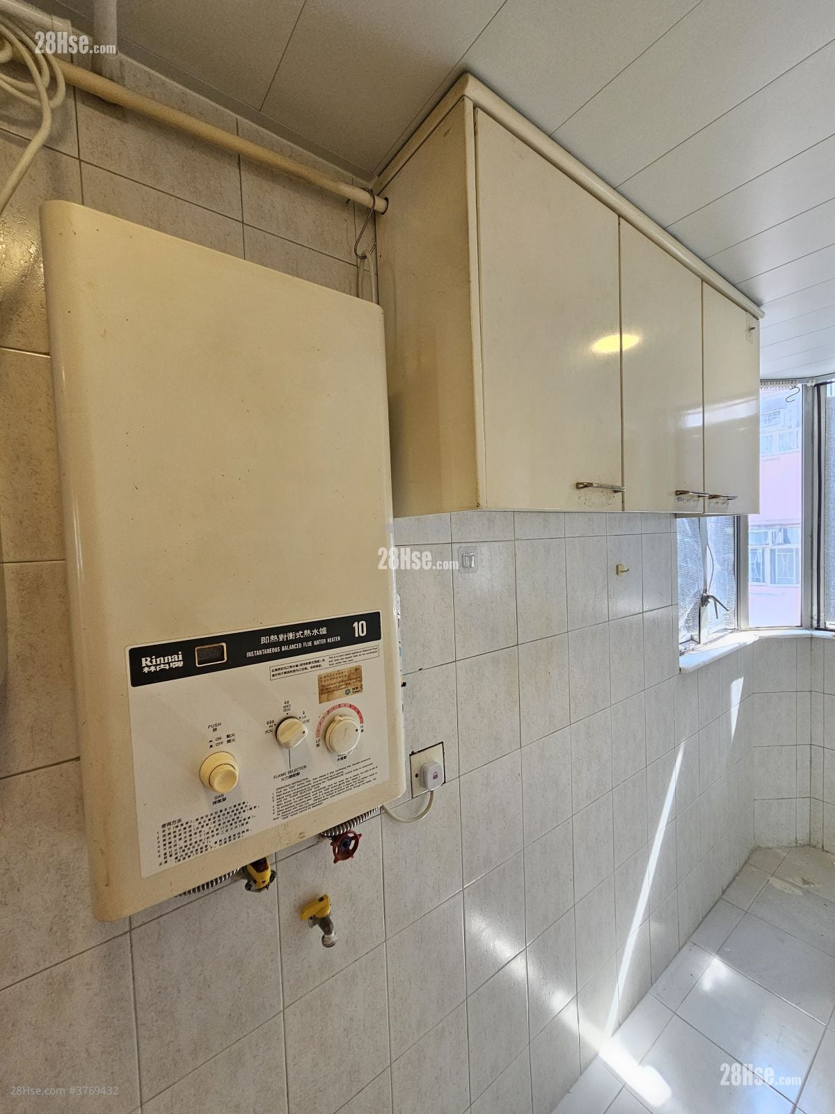 Berwick Court Sell 2 Bedrooms , 1 Bathroom 332 ft²