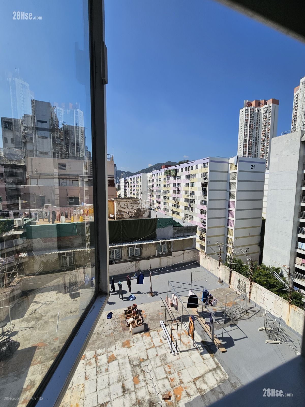 Berwick Court Sell 2 Bedrooms , 1 Bathroom 332 ft²