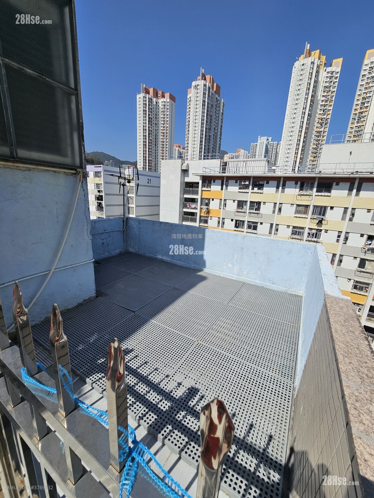 Berwick Court Sell 2 Bedrooms , 1 Bathroom 332 ft²