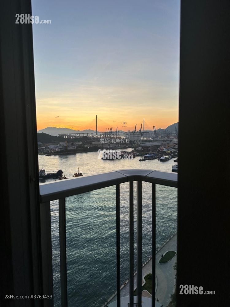 Grand Victoria Sell Studio , 1 Bathroom 277 ft²