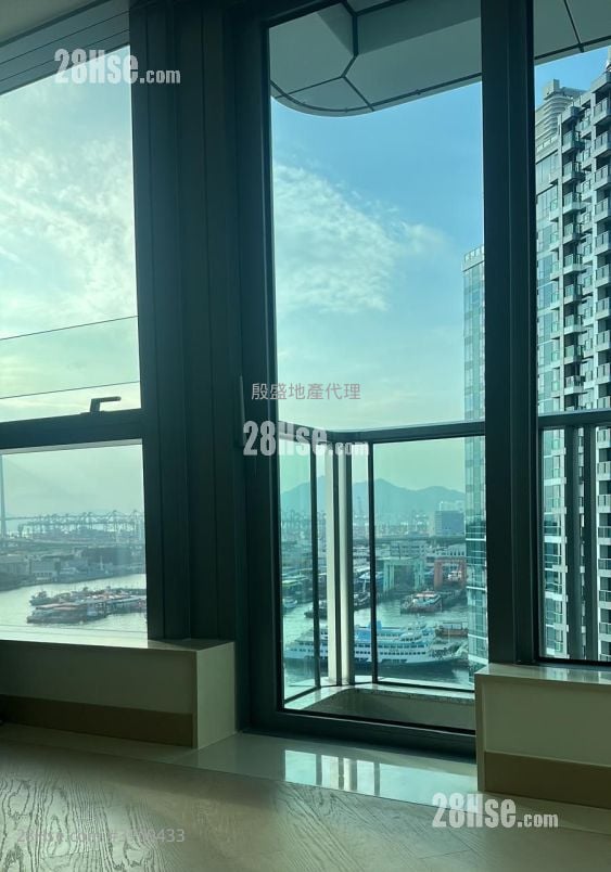 Grand Victoria Sell Studio , 1 Bathroom 277 ft²