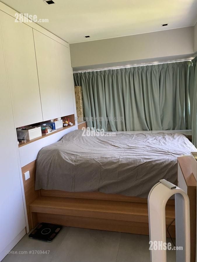 恒峰花园 售盘 645 平方尺