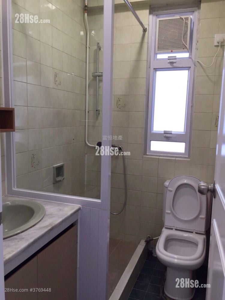 黄埔新村 售盘 3 房 , 1 浴室 425 平方尺