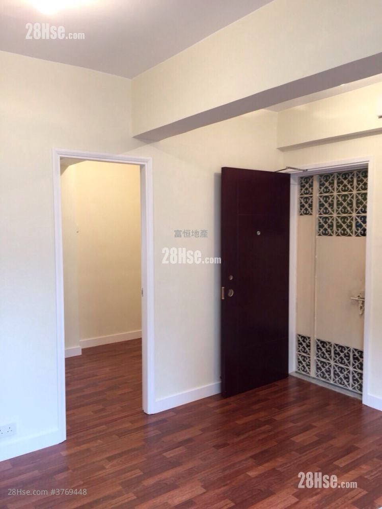 黄埔新村 售盘 3 房 , 1 浴室 425 平方尺
