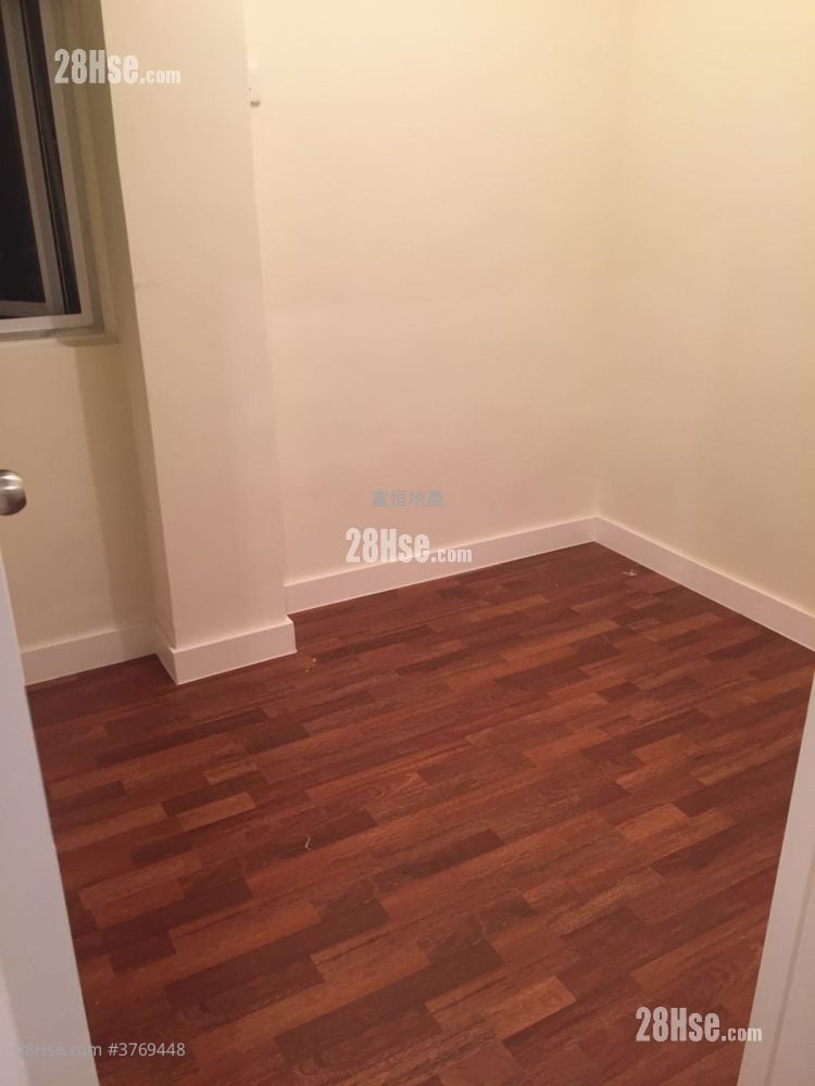 黄埔新村 售盘 3 房 , 1 浴室 425 平方尺