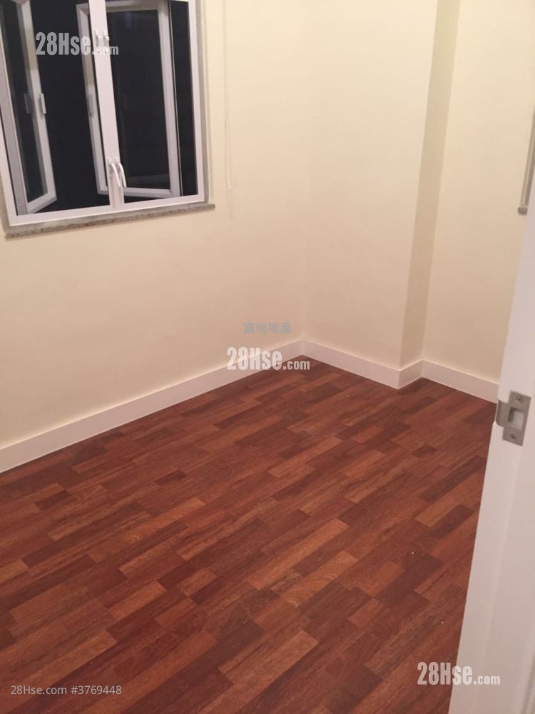 黄埔新村 售盘 3 房 , 1 浴室 425 平方尺