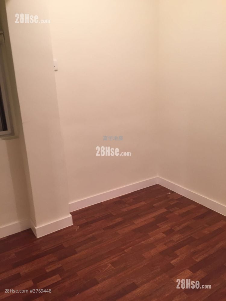 黄埔新村 售盘 3 房 , 1 浴室 425 平方尺