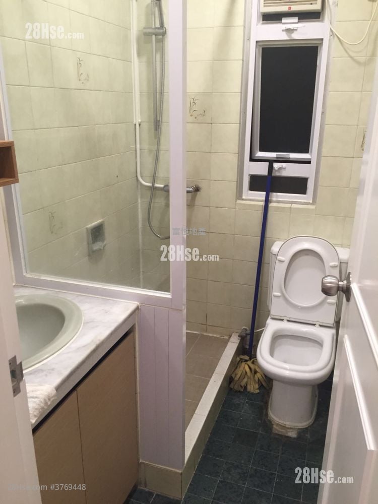 黄埔新村 售盘 3 房 , 1 浴室 425 平方尺