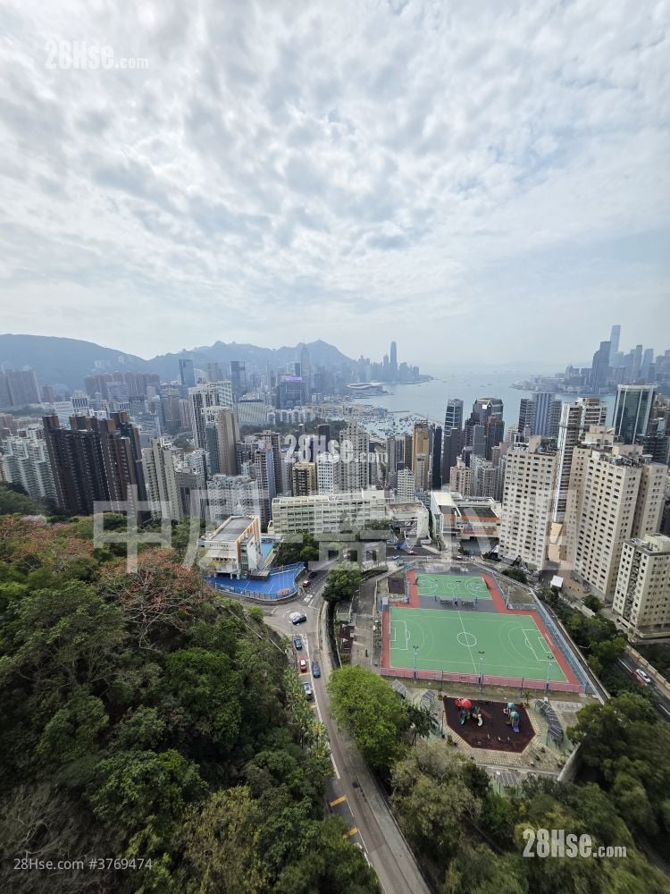 云景台 售盘 3 房 1,065 平方尺