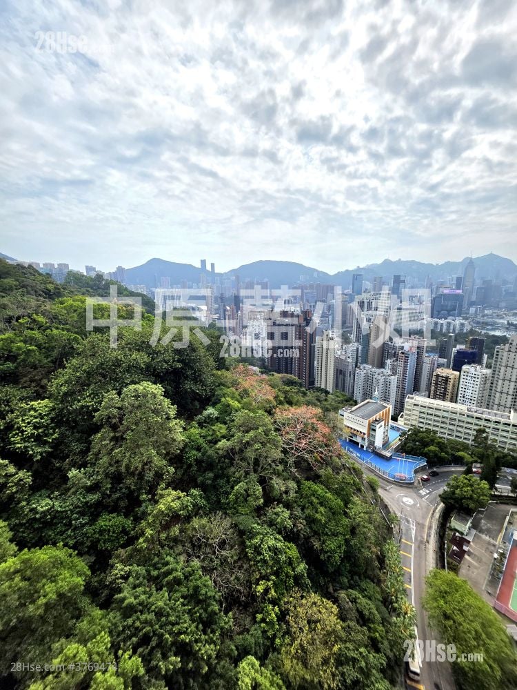 云景台 售盘 3 房 1,065 平方尺