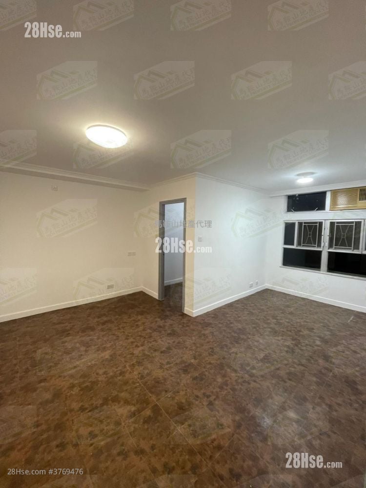 Kam Ying Court Sell 3 Bedrooms , 1 Bathroom 645 ft²