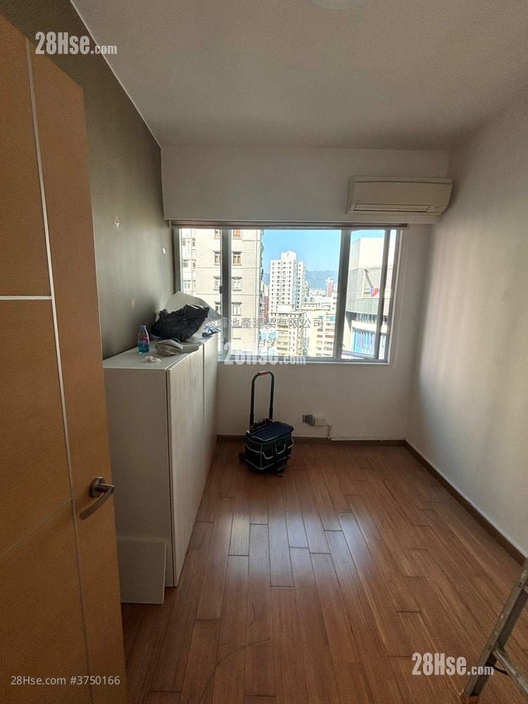 嘉景楼 售盘 3 房 , 1 浴室 664 平方尺