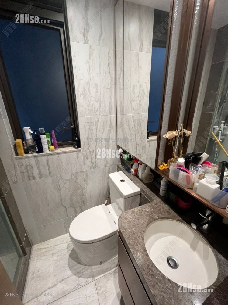 Vibe Centro Sell 1 Bedroom , 1 Bathroom 306 ft²