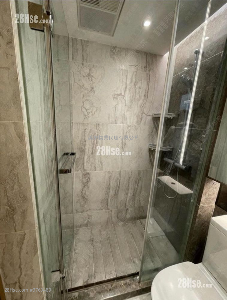 龙誉 售盘 245 平方尺