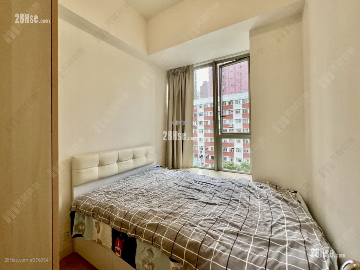 Lexington Hill Sell 2 Bedrooms 593 ft²